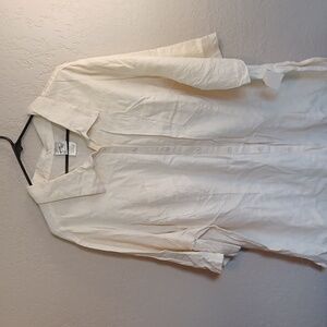 Jmg  cream beach shirt  with side slits bottom down